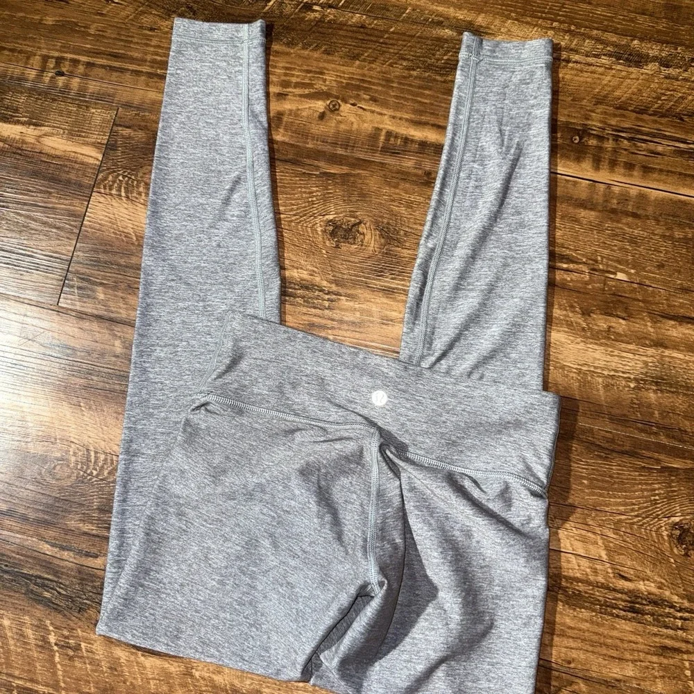 Lululemon‎ Heathered Grey Athletic Leggings Women's Size 4